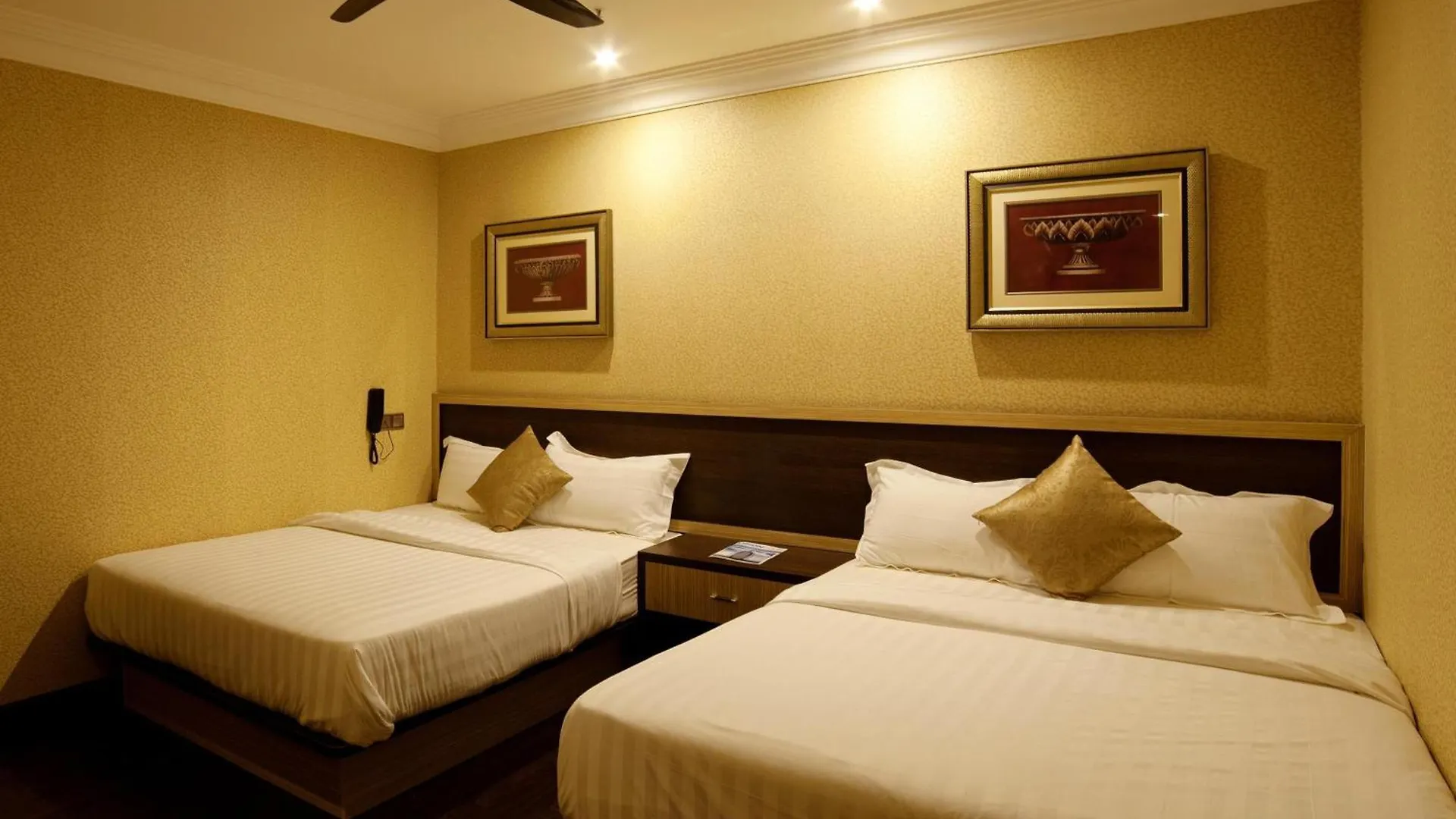 Hotel Valenza contacts