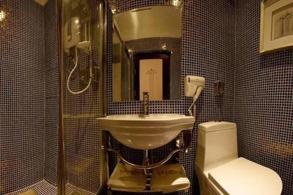 Hotel Valenza Kuala Lumpur